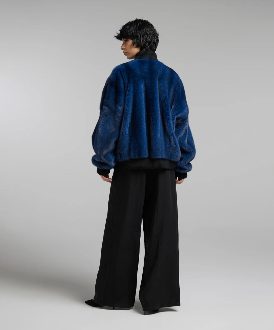 Schwarzer Nerzpelzpullover für Herren