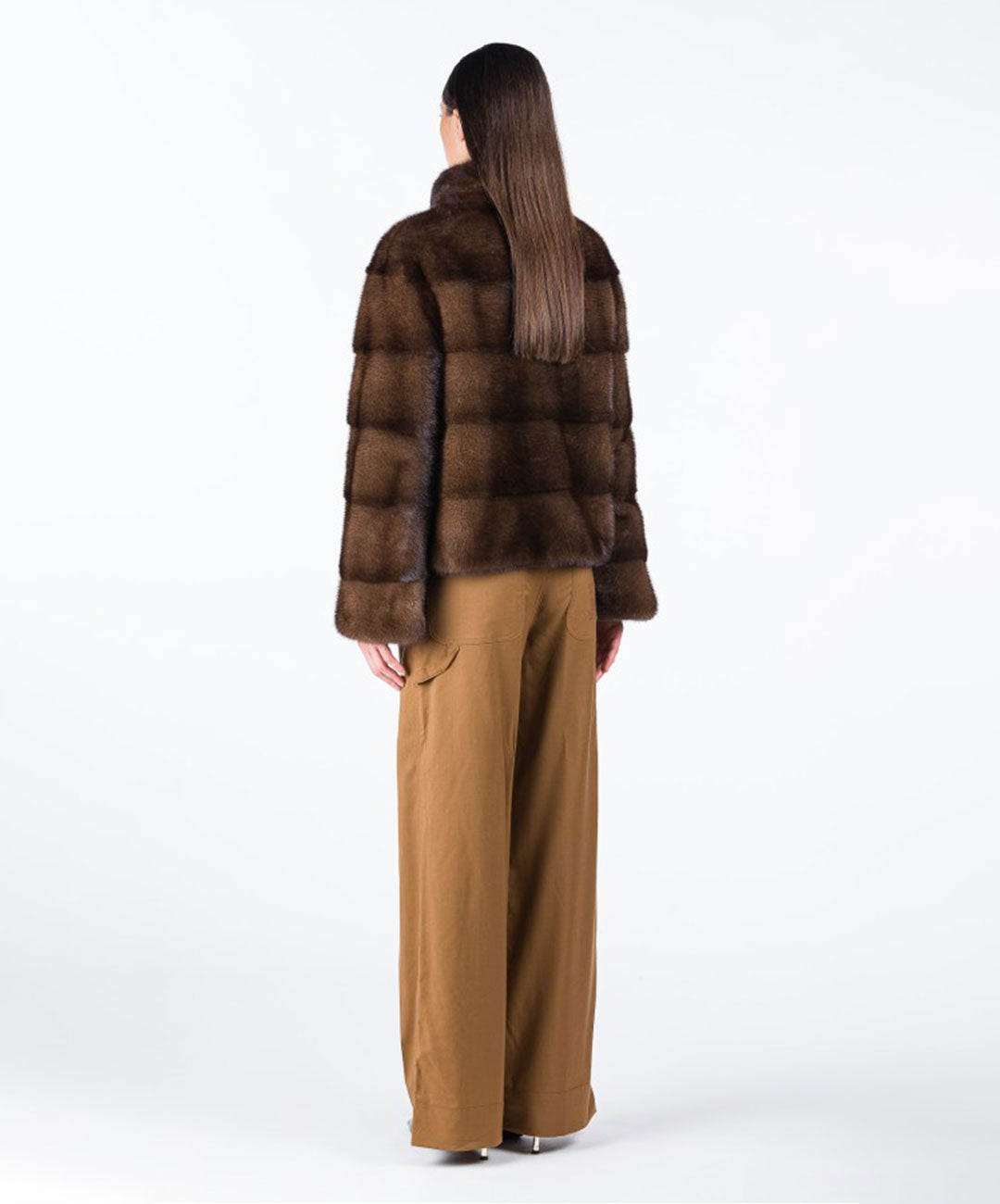 Kurzer brauner Nerzmantel für Damen