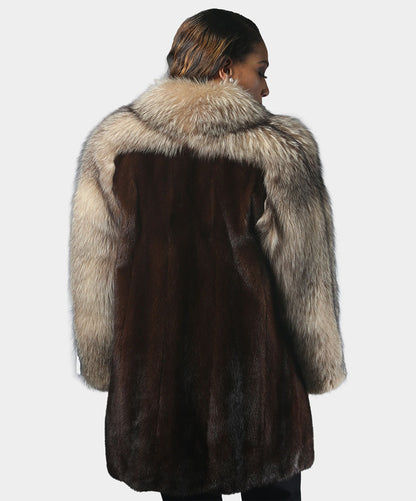 Damen-Kinderwagen aus natürlichem Mahagoni-Nerz mit Smoking-Ärmeln aus Cruptal-Fuchs